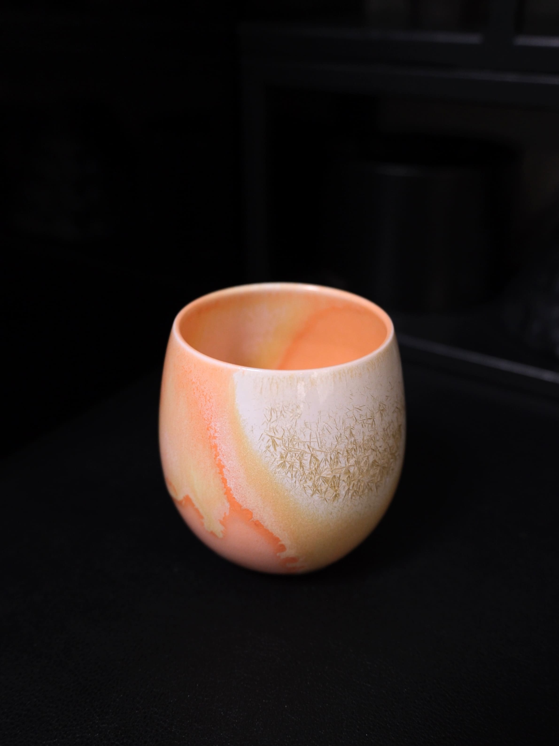 YANJUNKLIN - Handcrafted Egg-Shaped Cup