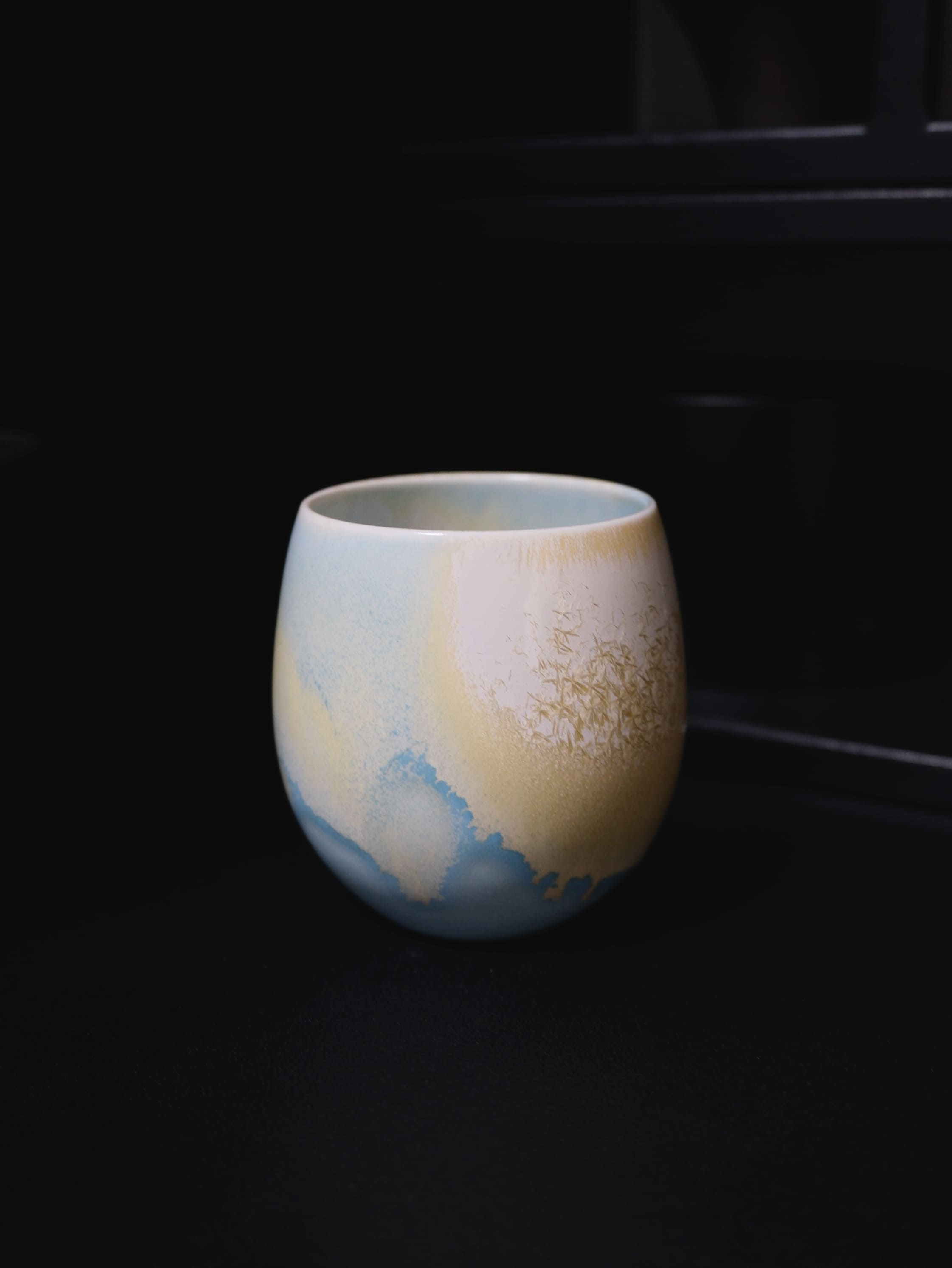 YANJUNKLIN - Handcrafted Egg-Shaped Cup