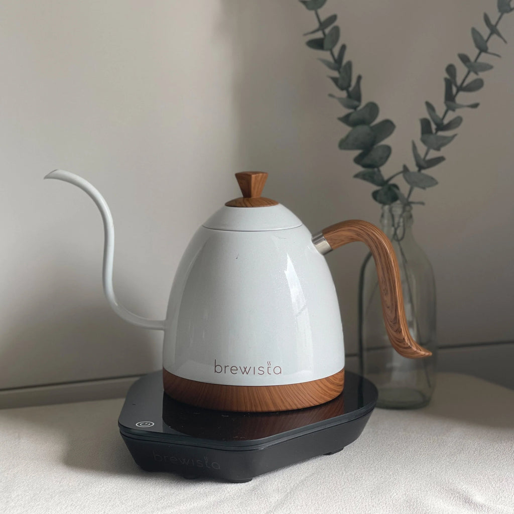 LATEST GEN 3 PRO Brewista Gooseneck Variable Kettle - Pearl White 1L W/ Black Base